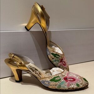 Archive Ferragamo Madonna sandals